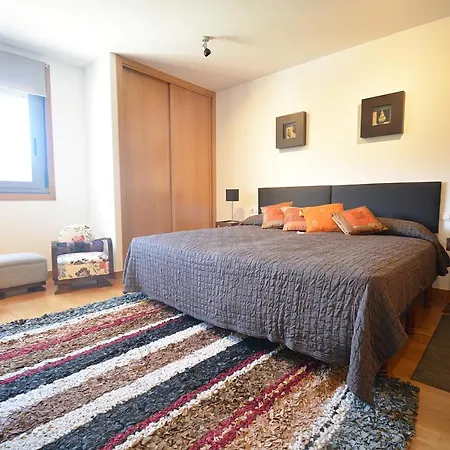 Holiday home Adosado Con Piscina En Pontevedra