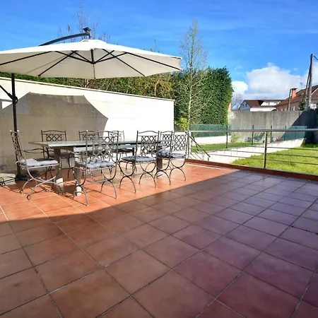 Nyaraló Adosado Con Piscina En