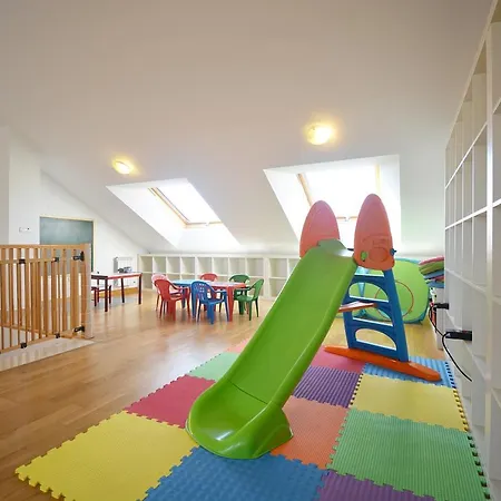 Holiday home Adosado Con Piscina En Pontevedra