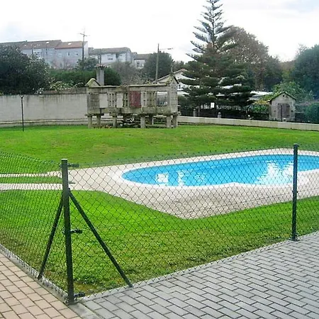 Holiday home Adosado Con Piscina En